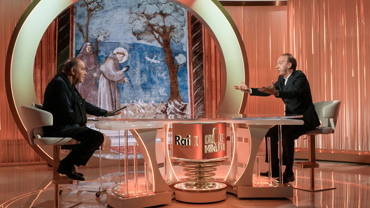 Benigni l'anti-televisivo diventa il "divulgatore" di San Francesco