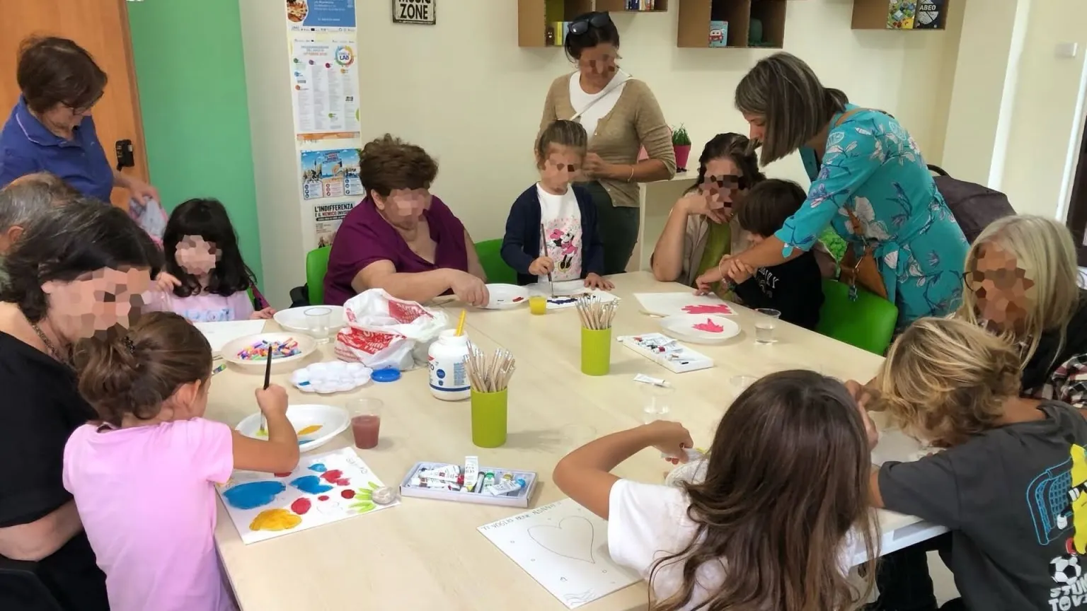 Una delle attività organizzate all'interno del Centro per la famiglia “Family Lab” di Trani / Family Lab
