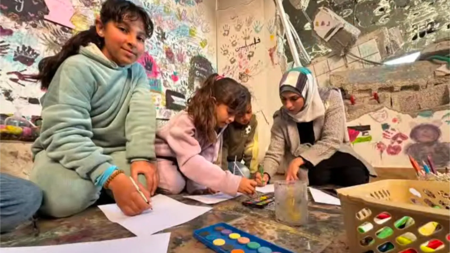 Maysa e tutti i colori che salvano i bambini di Gaza