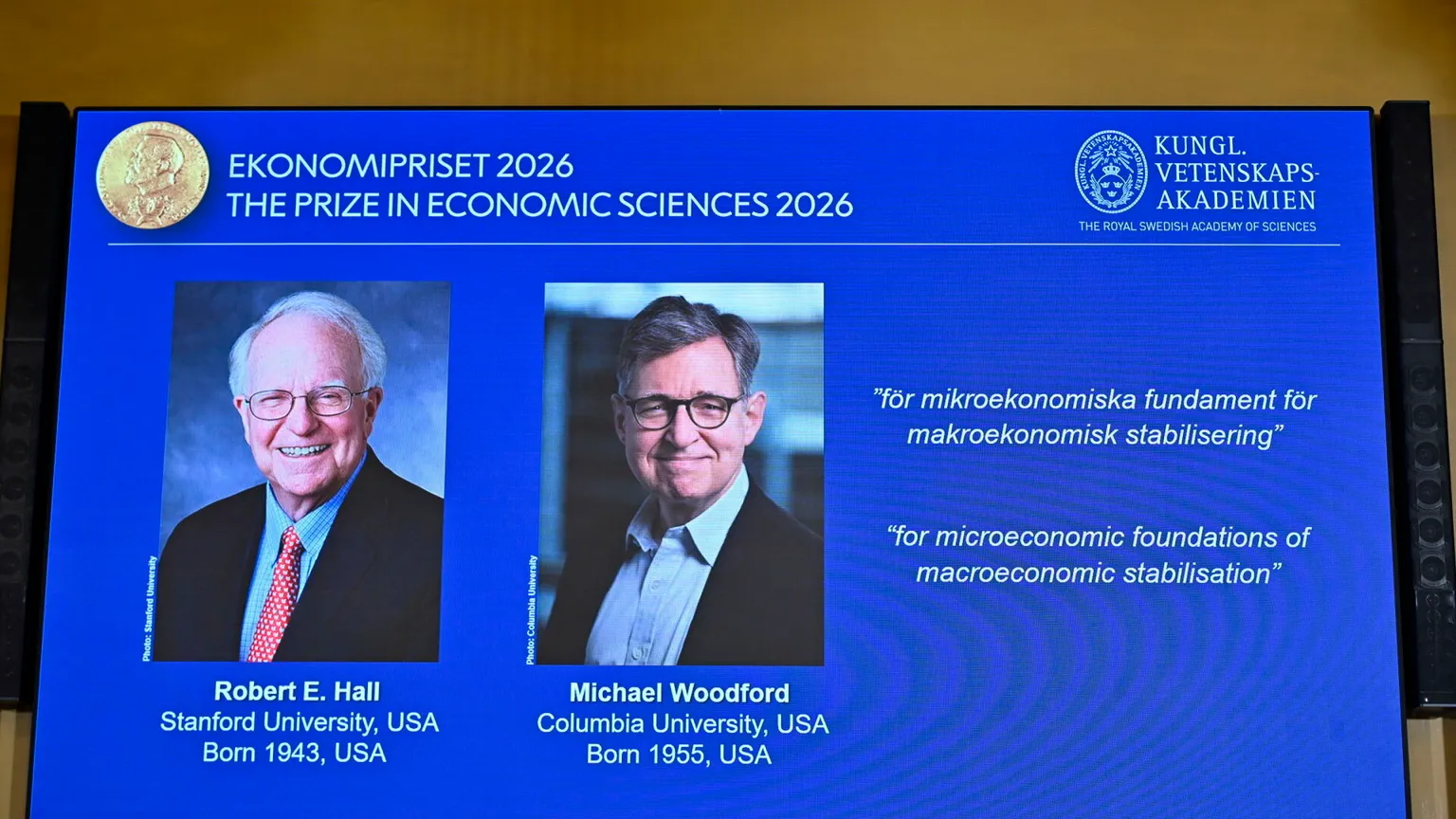 Il Nobel per l'Economia agli statunitensi Hall e Woodford, che hanno cambiato i modelli delle crisi