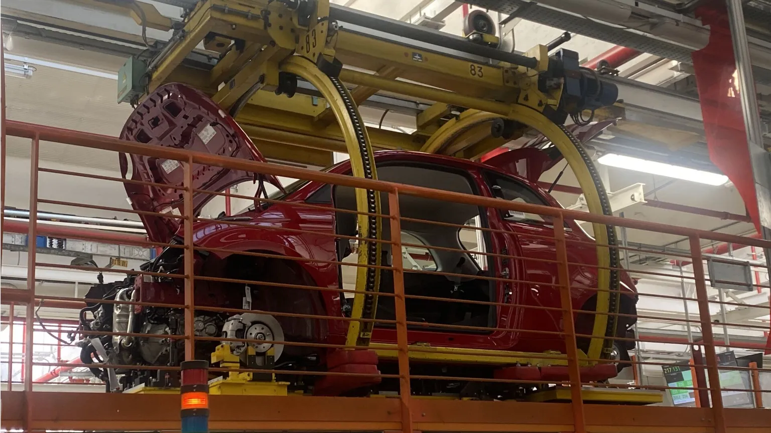 Il conto delle scelte sbagliate: l'auto europea è troppo "lenta"