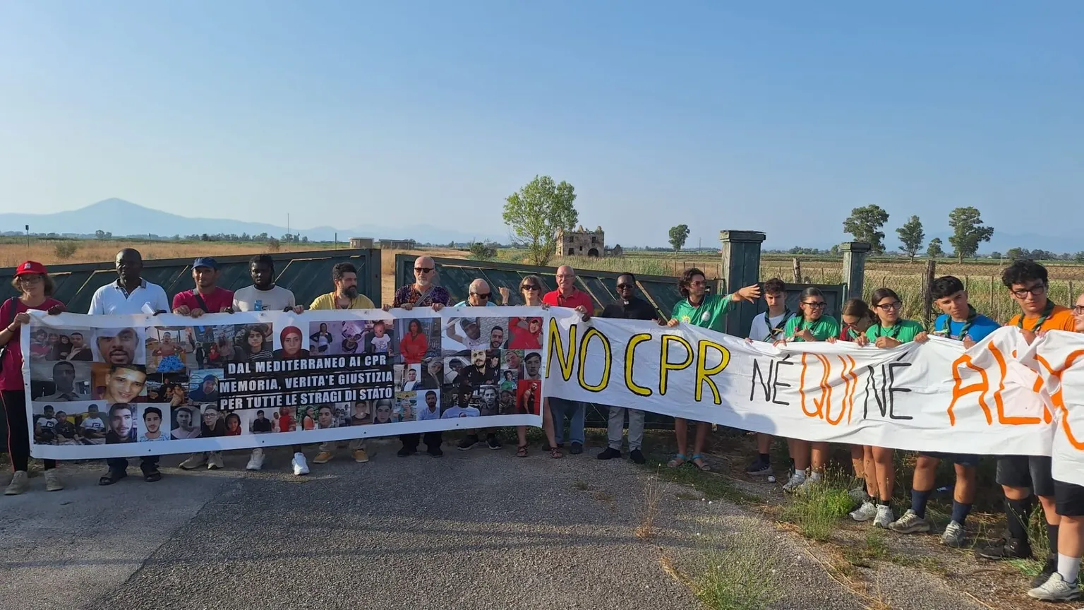 «No ai Cpr, sì all'integrazione». Sabato i vescovi campani saranno in piazza