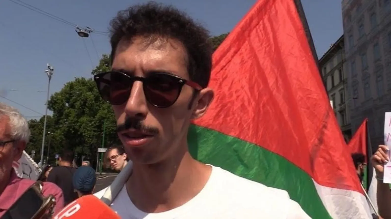 Chi è e come è stato fermato Youssef Siher, la "mente" del Movimento 17 ottobre