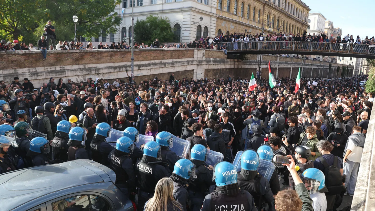 Ecco perché l'agenda dei sindacati di base venerdì può saldarsi con la protesta dei giovani