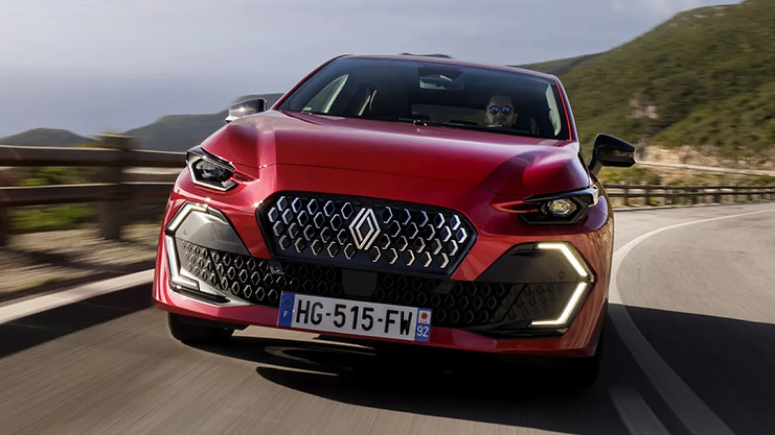 Buona la sesta: Renault Clio è "Auto Europa 2027"