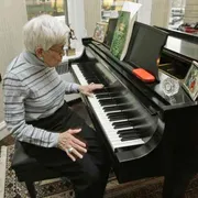Fare musica, un balsamo senza età