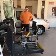 Ecco Socialcars, l'autosalone che ai disabili offre anche un lavoro