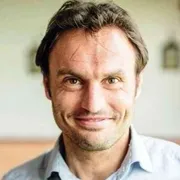 Don Marco Pozza: «Dentro il Padre Nostro si nasconde la concretezza di Dio»