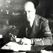 D'Annunzio, un inglese per amico