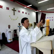 Cina 1958, così nacque la «Chiesa patriottica»