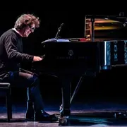 Remo Anzovino: «Le note del mio pianoforte per colorare Gauguin»