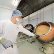 Detenuti pasticceri in carcere: ecco come il lavoro aiuta a reinsersi