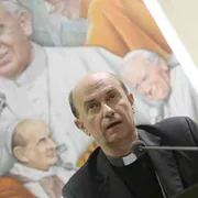 Russo: da lunedì di nuovo i funerali. Con il governo confronto e dialogo