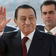 Dieci anni fa la fine di Mubarak. Ma chi dissente finisce in galera
