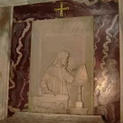 Il prete podista che prega con Dante