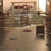 Profanata una chiesa, distrutti tabernacolo e statue