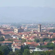 Prete ai domiciliari per droga, lo sgomento del vescovo