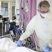 Alleviano il dolore, contrastano la depressione: cure palliative, la soluzione