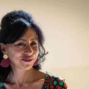 Yasmina Reza: «Andiamo ad Auschwitz, con il dubbio che possa rivivere»