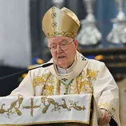 I 12 anni di monsignor Nosiglia a Torino: giovani, lavoro e Sindone