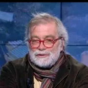 Meglio una gaffe studiata della guerra dei due mondi