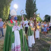 Parma, la Messa lungo l’argine del Grande fiume