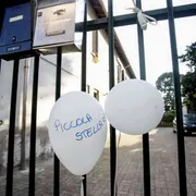 La bimba di 18 mesi abbandonata e morta di stenti: «Sono una buona mamma»