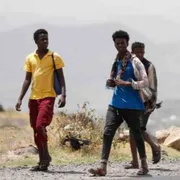 Dove migrano gli africani? Solo il 2% di chi si muove va verso l'Europa