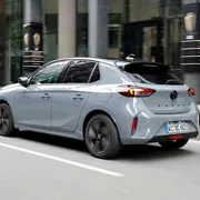 Più tecnologia e autonomia per Opel Corsa elettrica