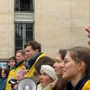 Marcia di Parigi, la speranza è nei giovani