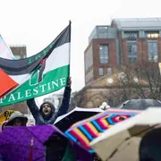 La cultura woke venata di gnosticismo condanna l'Occidente e sta con Hamas