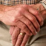 Prevenzione, nuove terapie, dieta...: cosa sappiamo oggi del Parkinson
