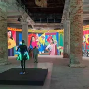 Straniera e popolare, la Biennale guarda a Sud