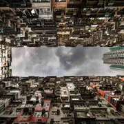 Lusso e povertà, dentro le contraddizioni di Hong Kong