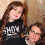 Iryna e la piccola Maria, uccise a Kharkiv. Le aspettavano a Como