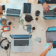 Il computing ubiquo, la tecnologia più umana scartata dalle Big Tech