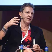 Fumata rosa per Cassa depositi e prestiti: cinque donne nel cda