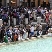 Gli stranieri spingono il turismo: spesa estiva da 62 miliardi