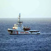 Salvare vite in mare è la misura minima di umanità che non consente deroghe