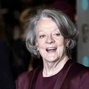 È morta Maggie Smith: l'attrice di Harry Potter aveva 89 anni