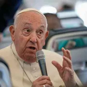 Il Papa: l'aborto è un omicidio. Immorale la difesa sproporzionata