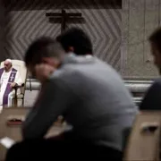 Il Papa: ammettere gli errori per essere credibili