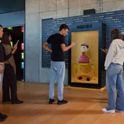 A Milano è nato SAM, l'avatar che spiega la rivoluzione digitale con l'IA