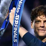Jannik Sinner è entrato nella storia del tennis
