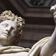 Cosa ci indica la mano ricostruita dell’Apollo del Belvedere