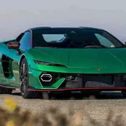 Lamborghini, quando lusso e tecnologia arricchiscono il territorio