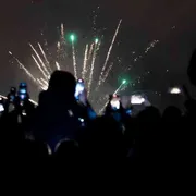 Il bilancio dei botti di Capodanno è un bollettino di guerra. Ha senso?