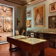 Nel Museo diocesano di Imola c'è una copia della Porta Santa
