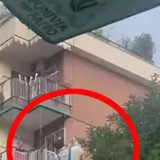 Precipita la funivia del Monte Faito, 4 morti. Dolore e rabbia a Castellammare