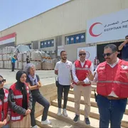 Cibo e medicine a Gaza: «Ma gli aiuti non possono essere militarizzati»